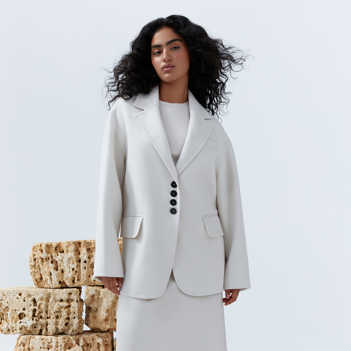 

Полупальто, Молочный