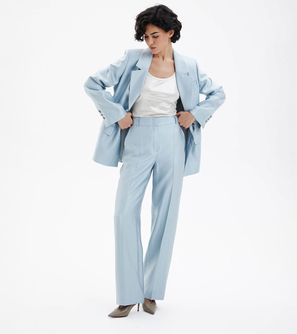 От совещания до&nbsp;свидания: стильные брюки