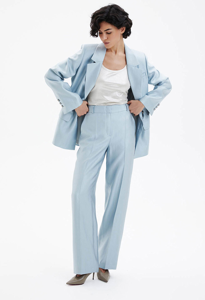 От совещания до&nbsp;свидания: стильные брюки