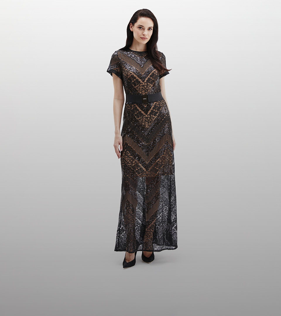 На премьеру Нового года: эффектные платья