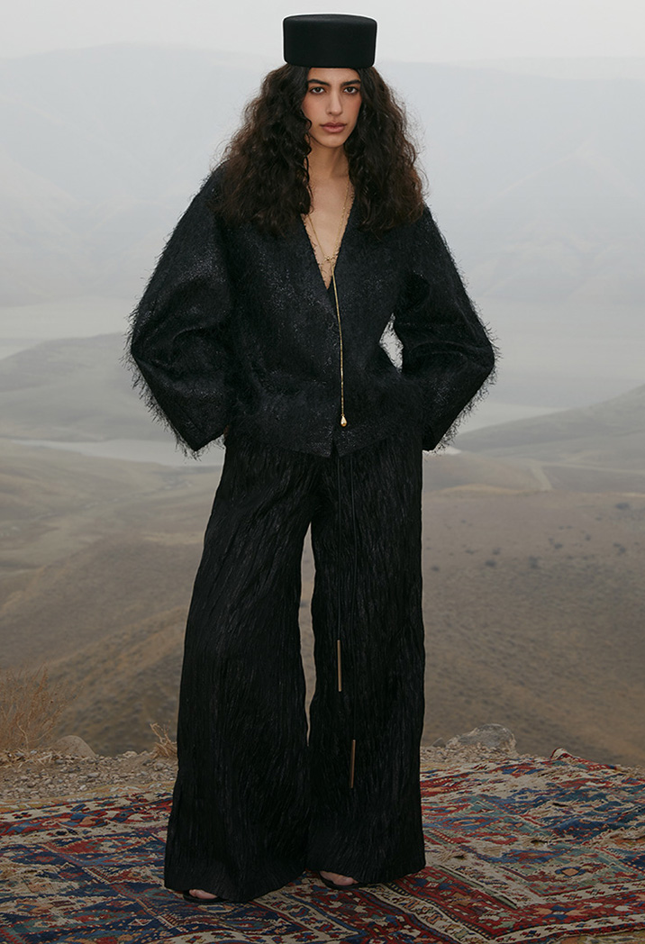 Добавьте фактуру: эффектные жакеты