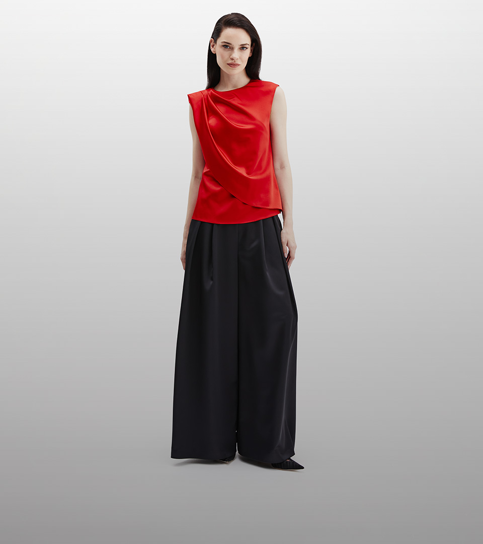 Когда хочется ярче: акцентные топы